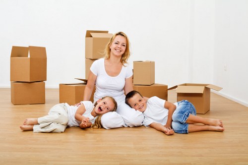 Local removal van transport for furniture in Edgware