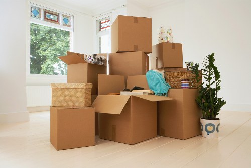 Residential and office moving truck services in Edgware