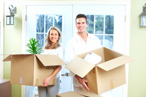 Different sizes of moving trucks available in Edgware