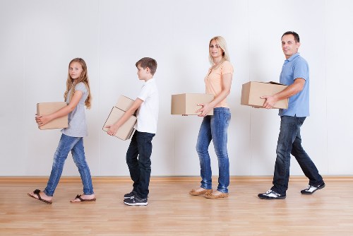 Flexible man and van moving service in Edgware